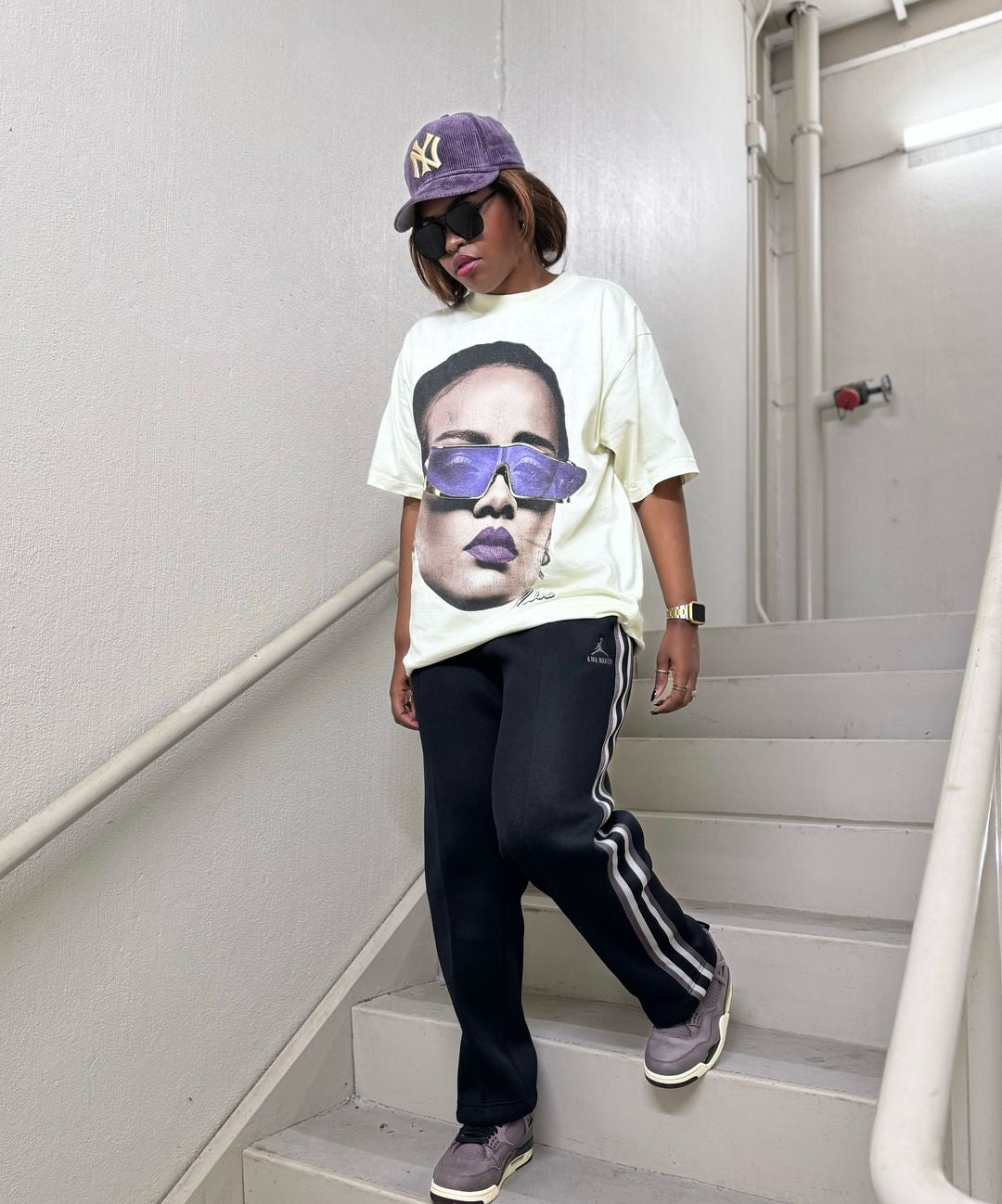 RIHANNA SIGNATURE TEE