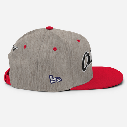 CHICAGO SNAPBACK (HEATHER GREY / RED)