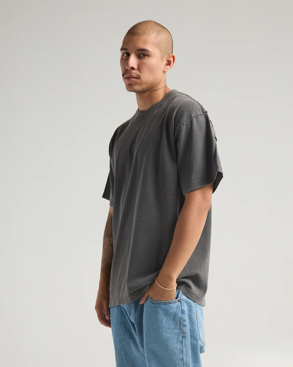 7.5 OZ REVERSE HEAVYWEIGHT GARMENT DYE TEE (Reverse Shadow)