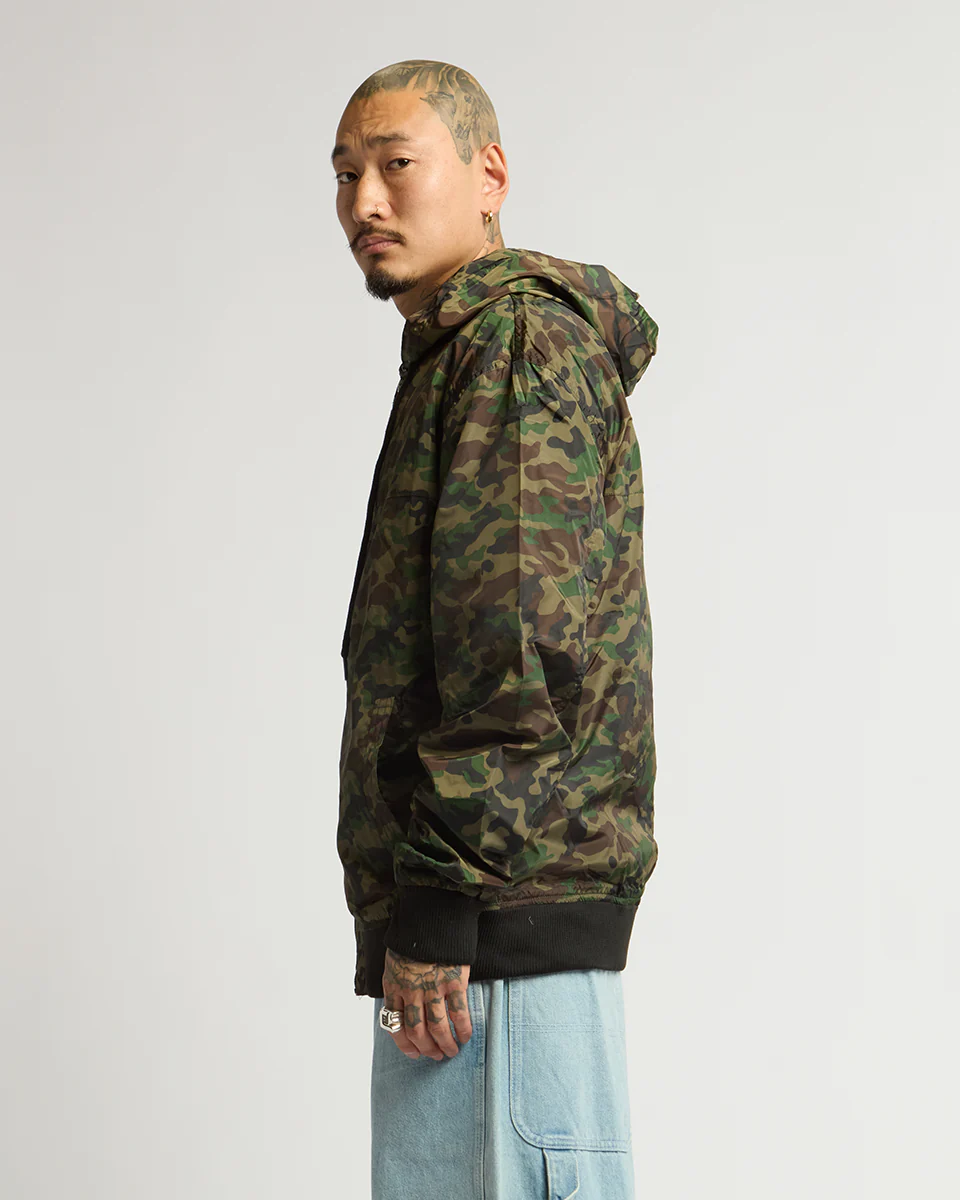 WINDBREAKER JACKET (Camo)